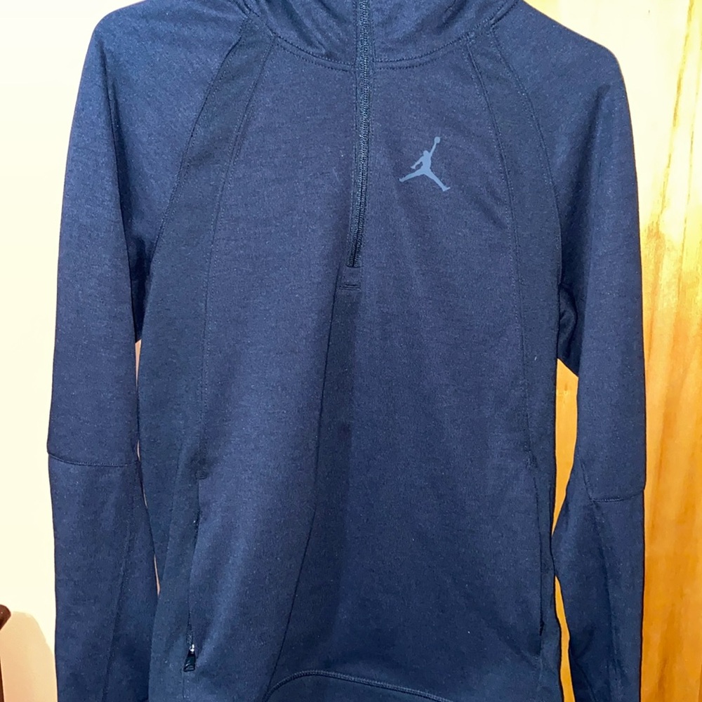 Selling men’s Jordan 1/2 half zip hoodie